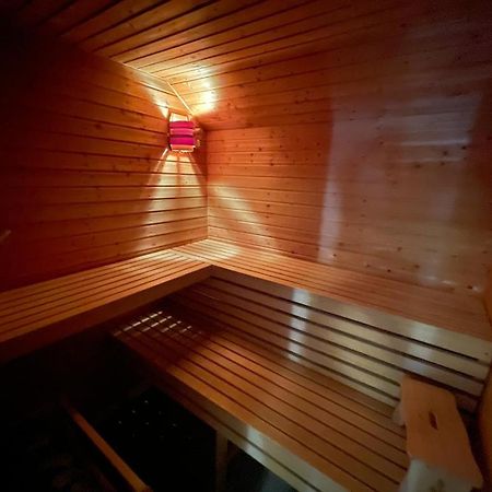 Ferienwohnung Lion Krummhörn Buitenkant foto