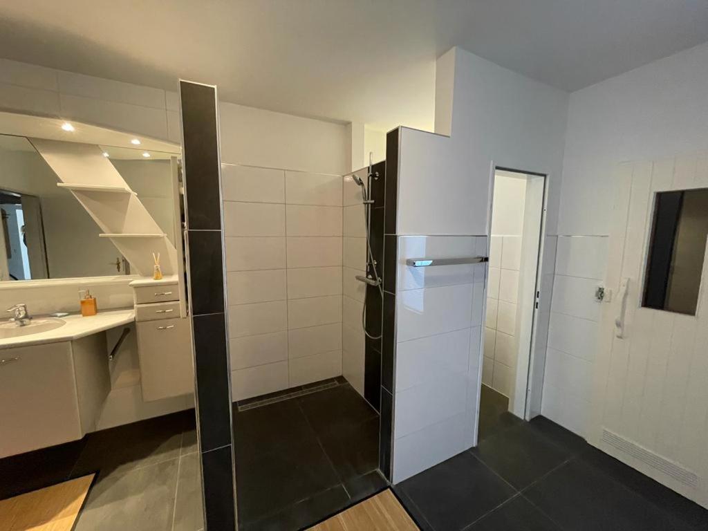 Ferienwohnung Lion Krummhörn Buitenkant foto