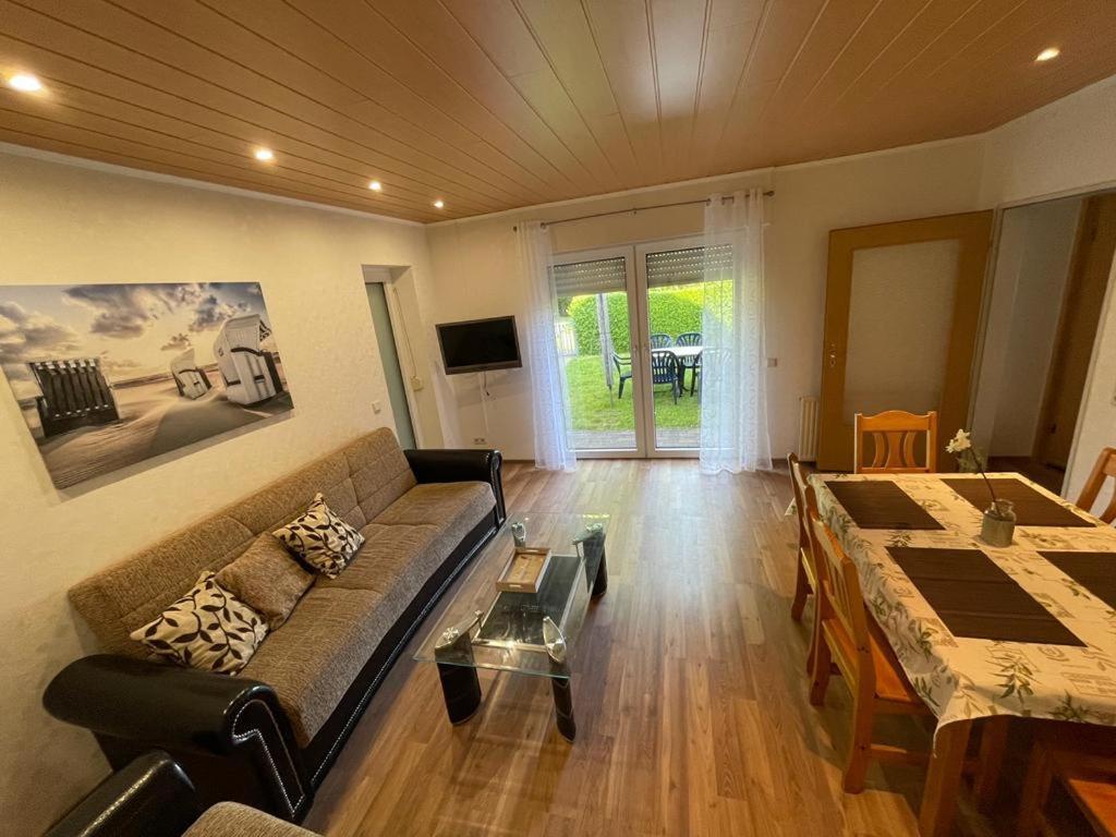 Ferienwohnung Lion Krummhörn Buitenkant foto