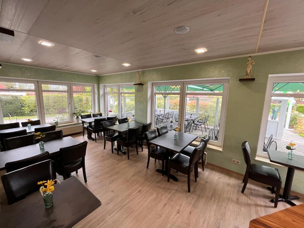 Ferienwohnung Lion Krummhörn Buitenkant foto