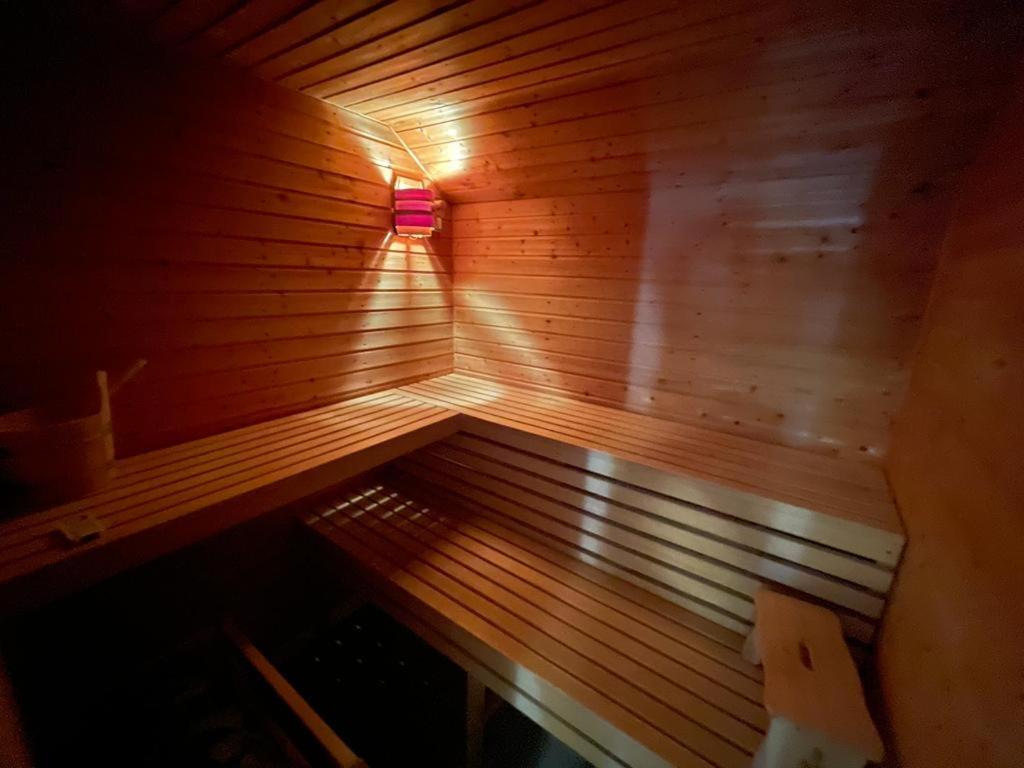 Ferienwohnung Lion Krummhörn Buitenkant foto